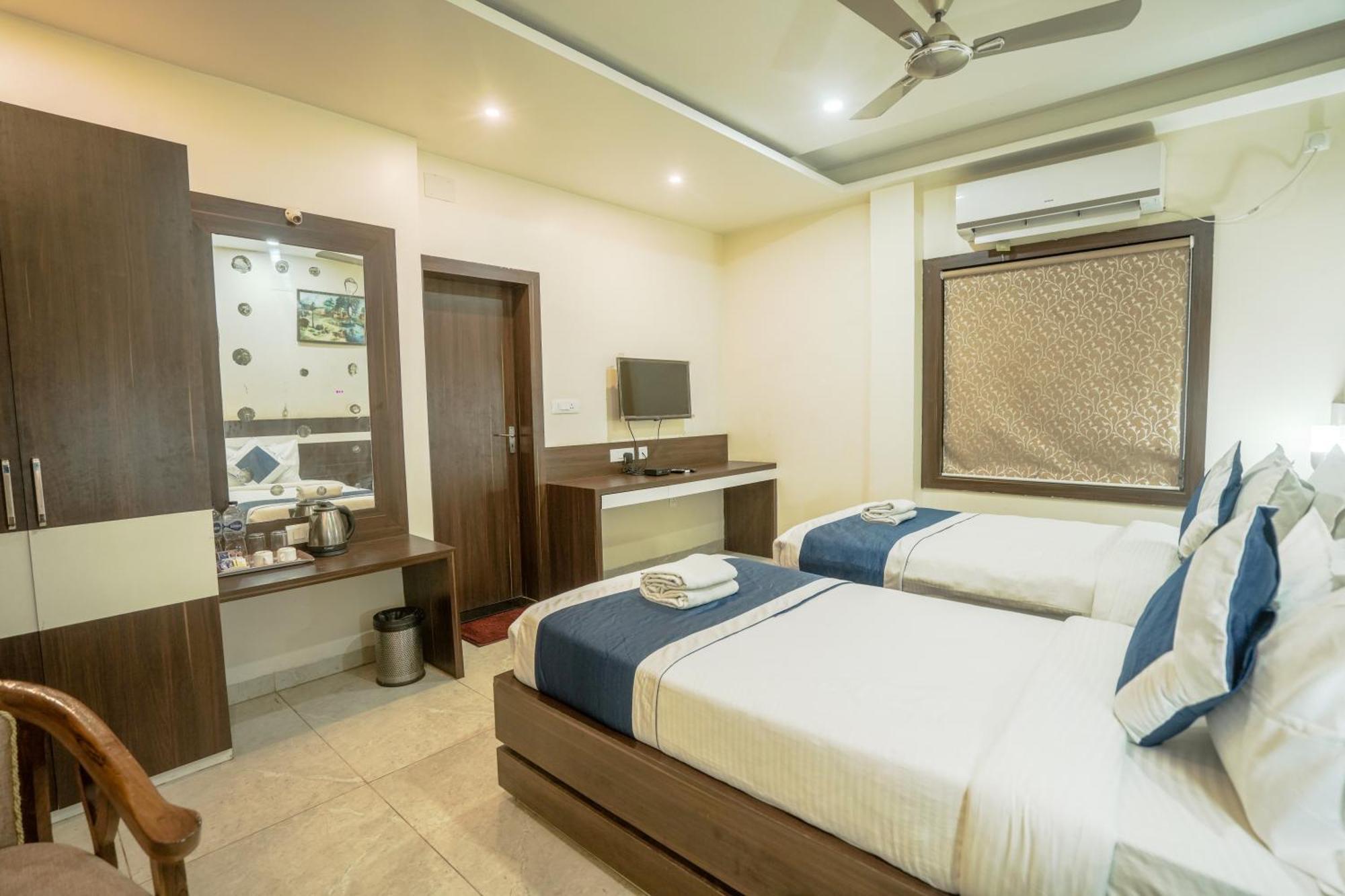 Hotel Sj Pride Bhubaneswar Eksteriør bilde